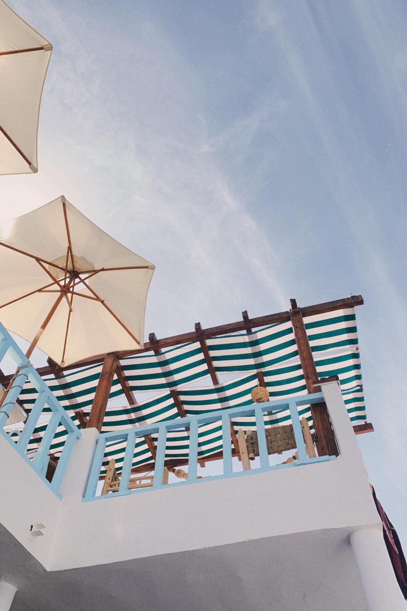 El Moja Surfhouse Hotel Sidi Ifni Buitenkant foto